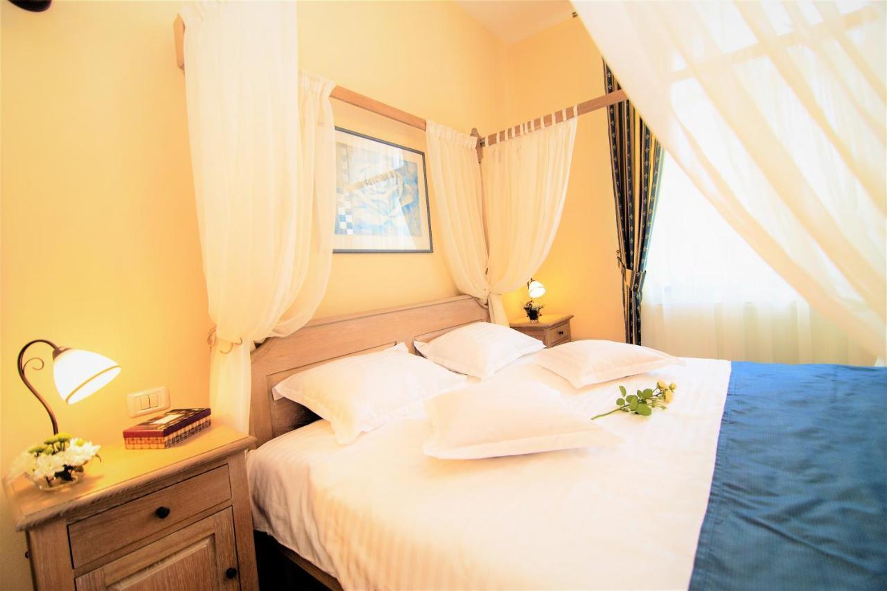 Hotel Karlhof Sebeş Esterno foto