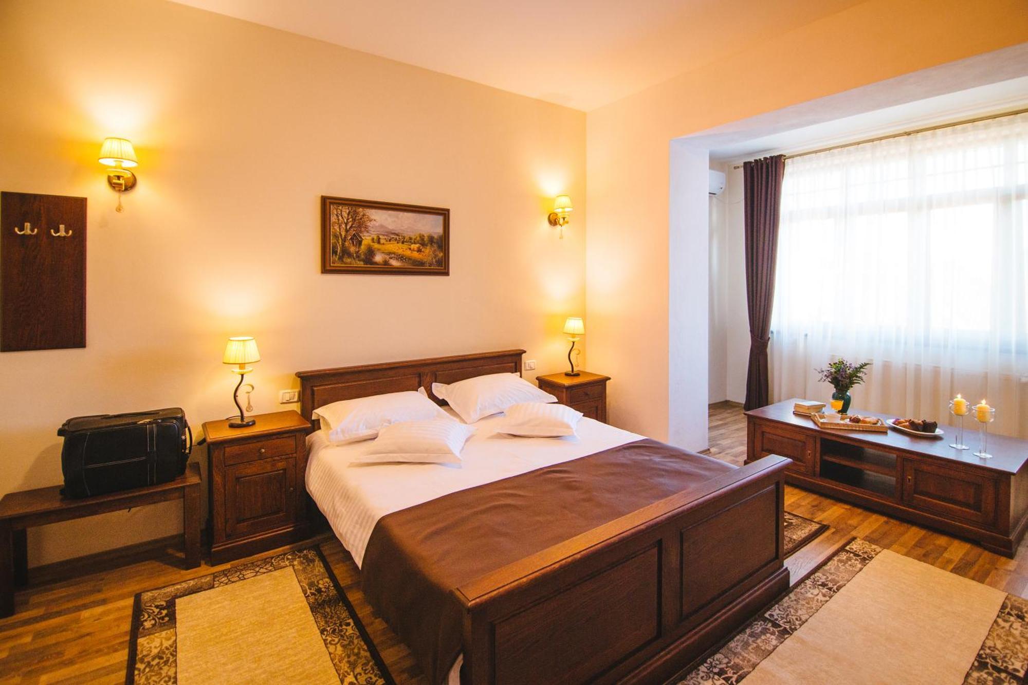 Hotel Karlhof Sebeş Camera foto