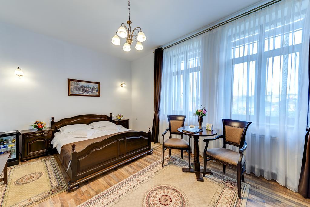 Hotel Karlhof Sebeş Esterno foto